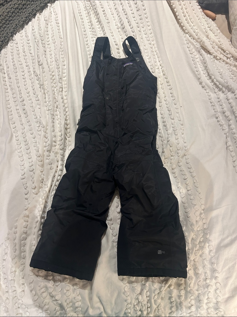 Patagonia Black Kids Snow bibs/ Overalls